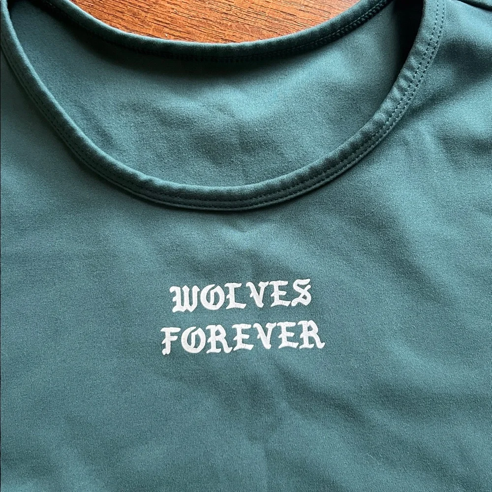 New DARC Sport Cropped Tee - Picture 2 of 4